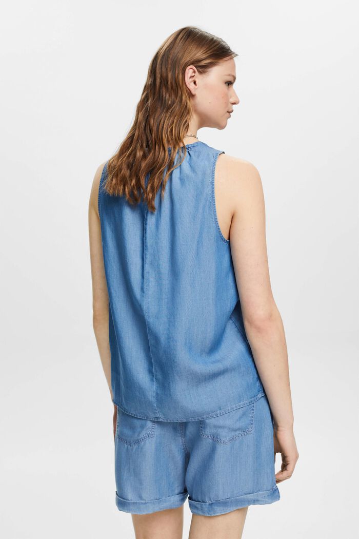 Faux-denim sleeveless blouse with ruffled neckline, BLUE MEDIUM WASHED, detail image number 3