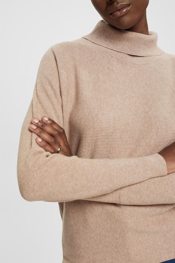 Batwing jumper with polo neck, LIGHT TAUPE, detail image number 2